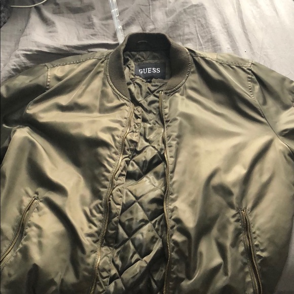 guess bomber jacket - Picture 1 of 3